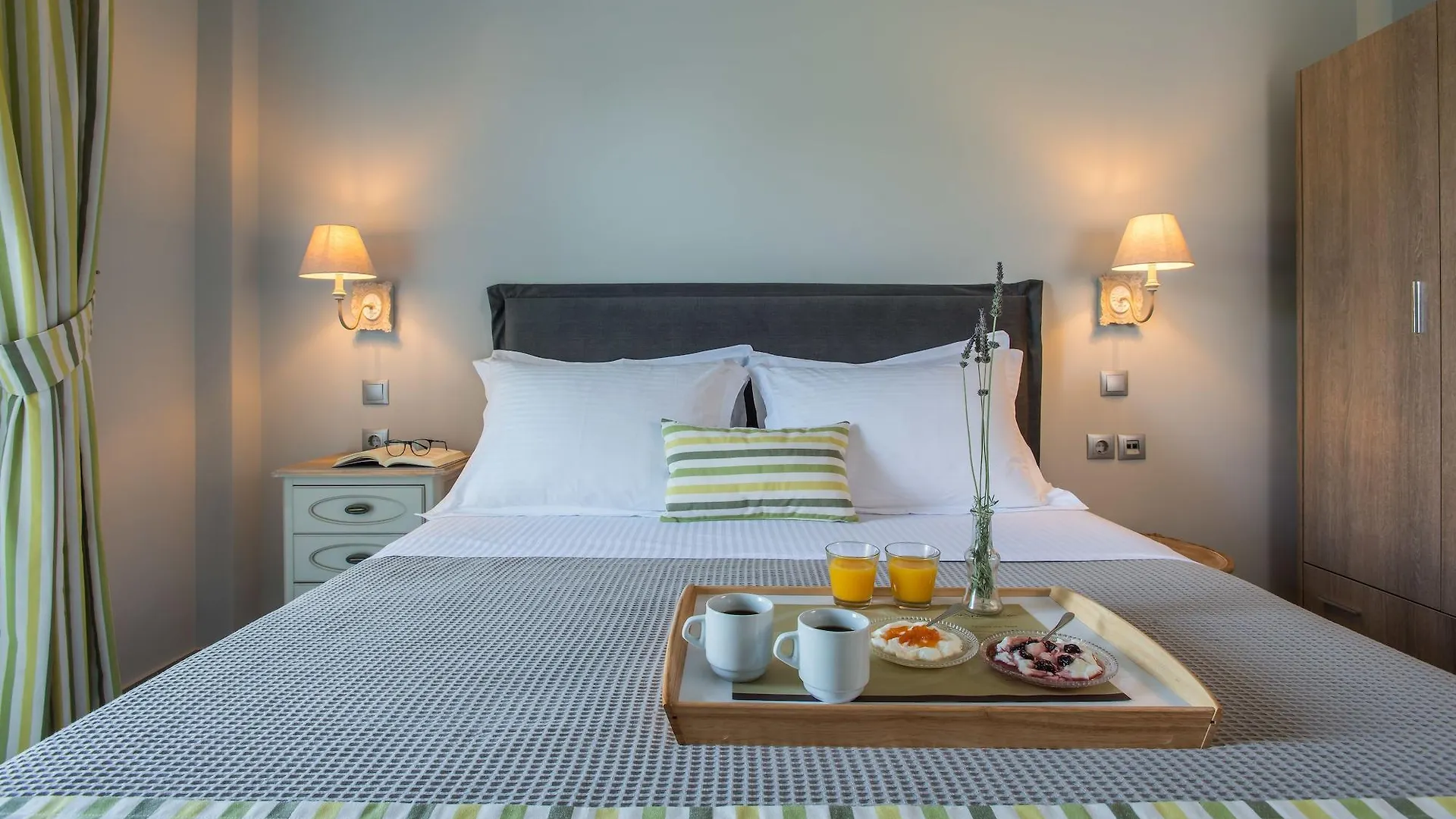 Mirabilia Boutique Hotel Kriopigi 3*,