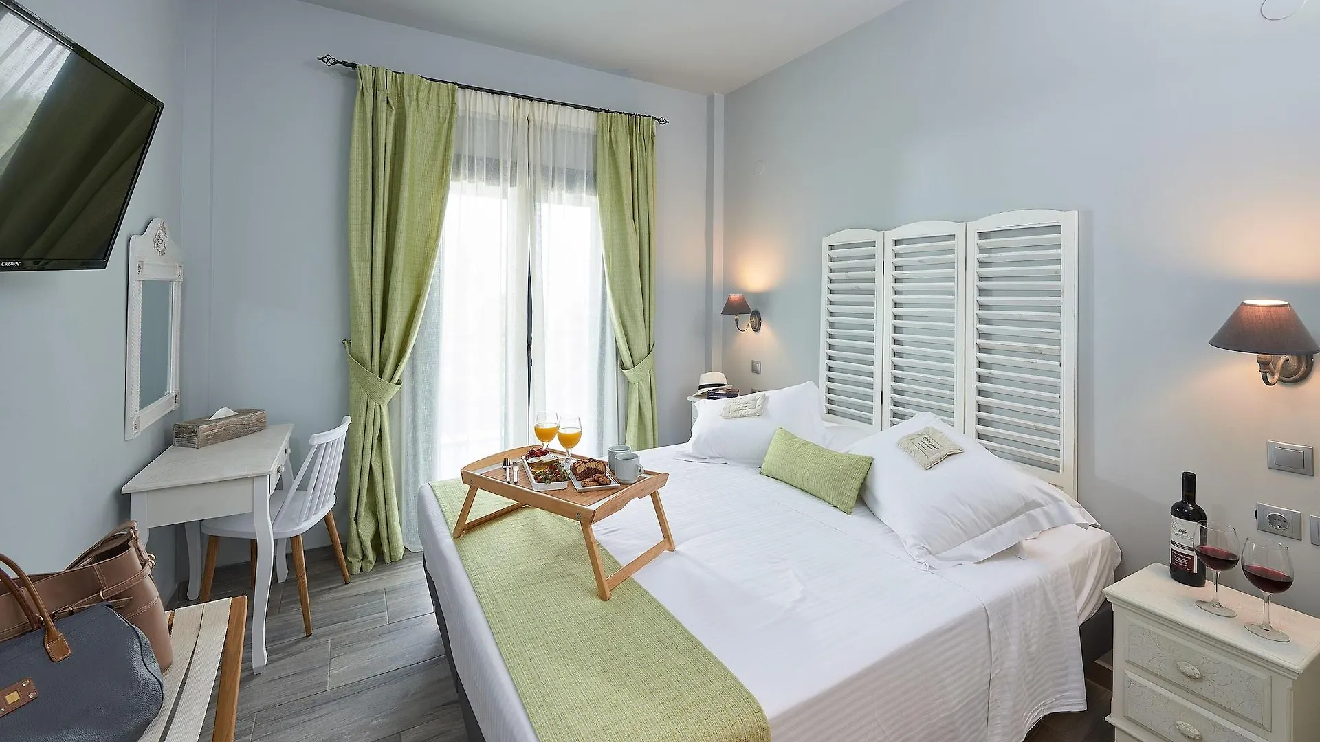 Mirabilia Boutique Hotel Kriopigi 3*,