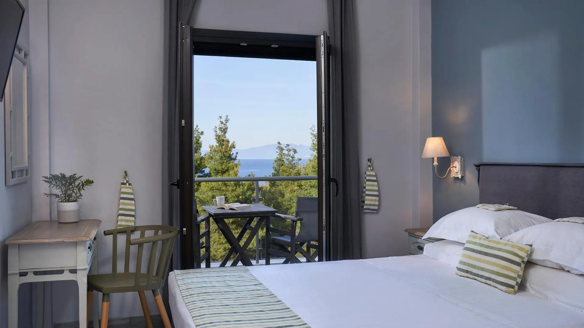 Mirabilia Boutique Hotel Kriopigi 3*,