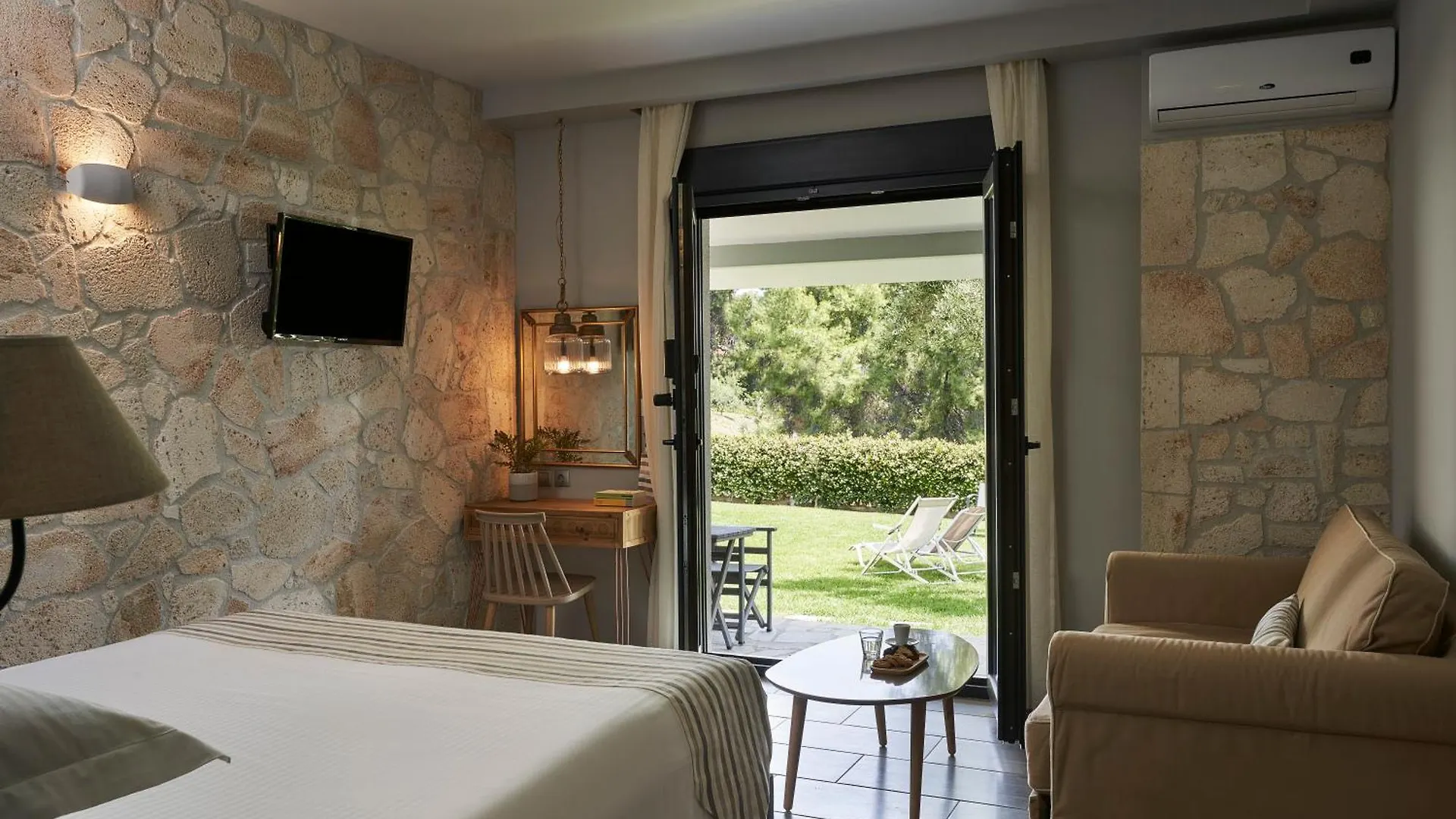 Mirabilia Boutique Hotel Kriopigi